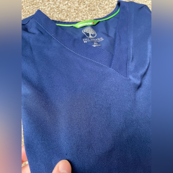 HH Works Scrub Tops - Picture 2 of 4